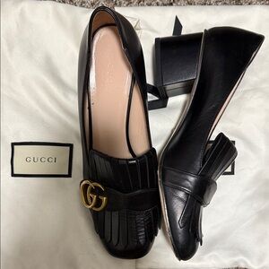 Gucci Black Leather Loafers with Gold Accent